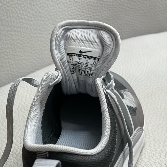 Nike Air Max Thea - Picture 5 of 5